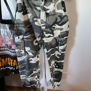 camo pants